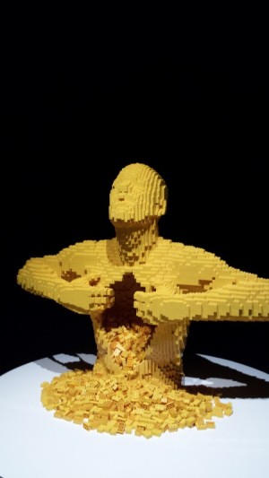 TheArtOfTheBrick-Giallo